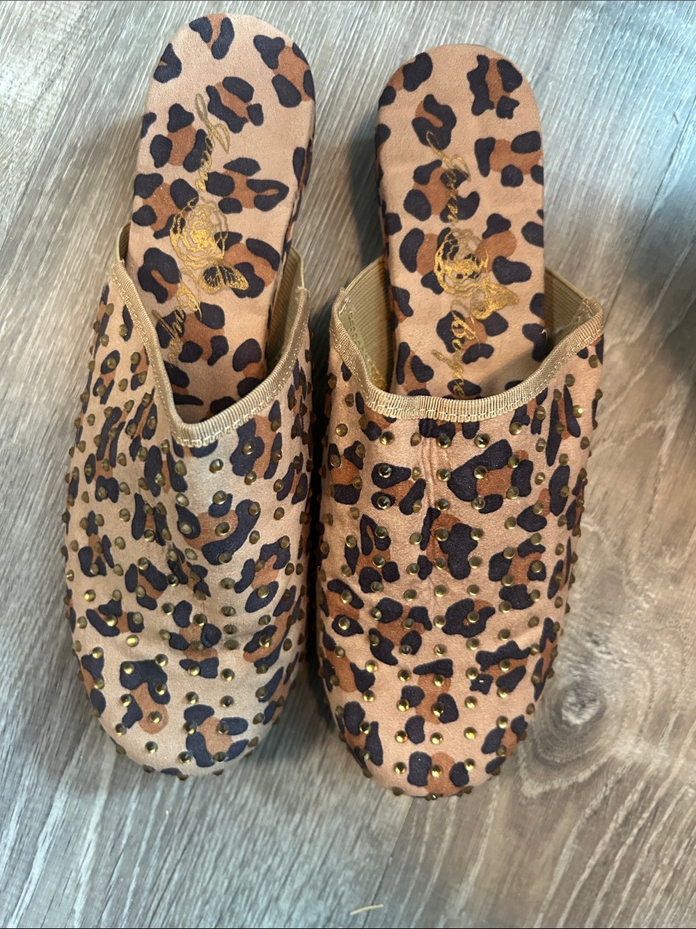 Joan Boyce Leopard Print Slip-On Mules with Gold Studs - Tan & Black size 7